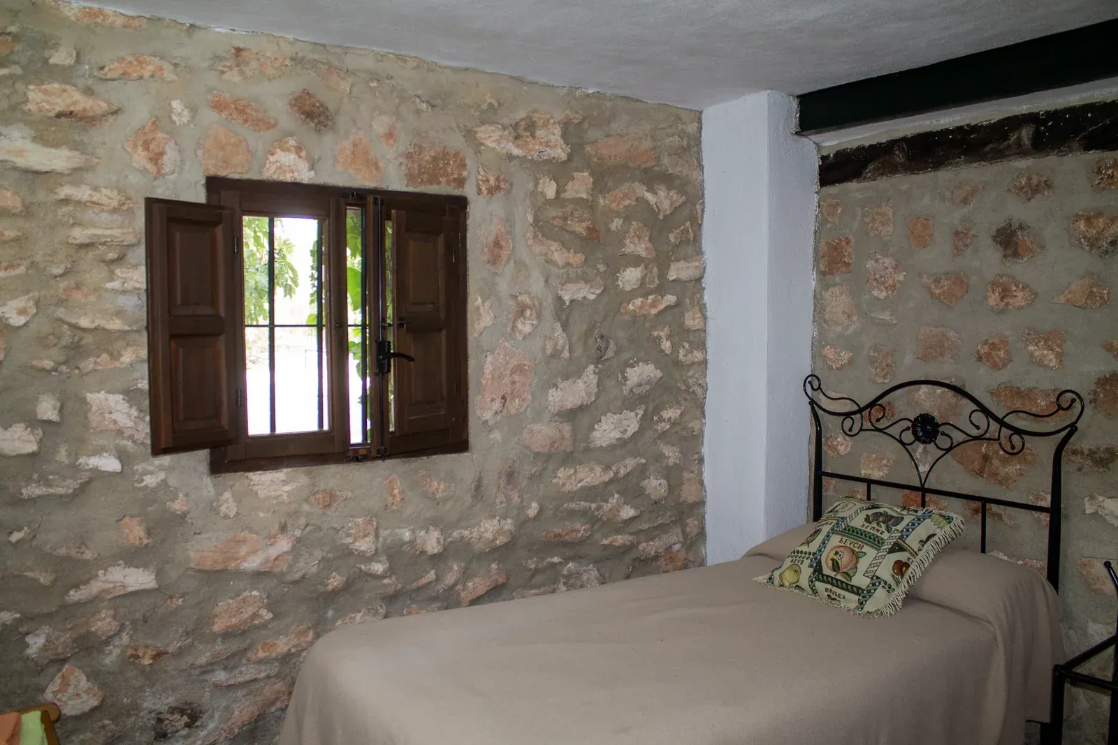 A private bedroom at Sierra Recovery