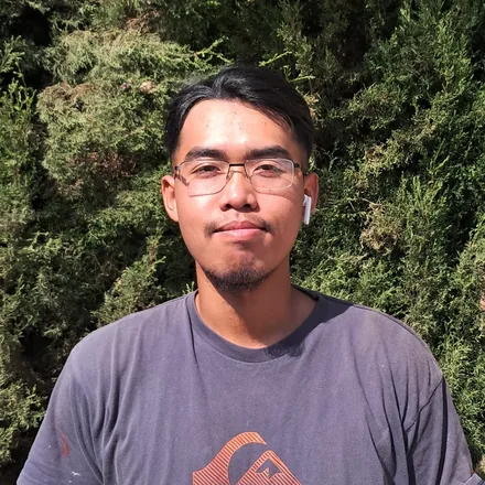 The gardener who looks after the grounds at Sierra Recovery